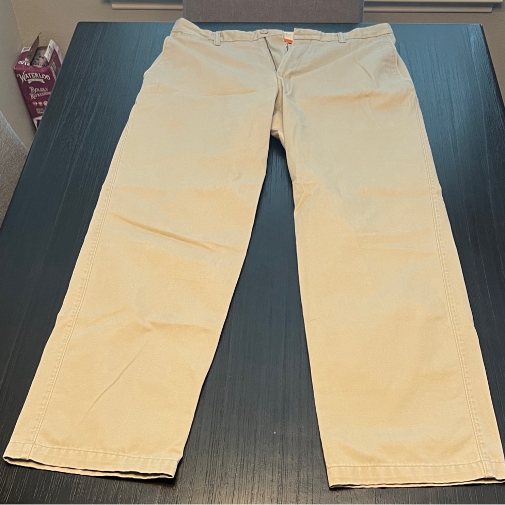 Dockers Men's Khaki Chinos